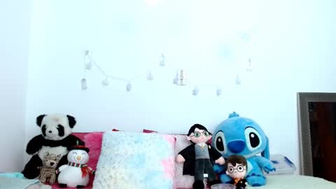 emilyzans07 online show from February 16, 4:53 pm