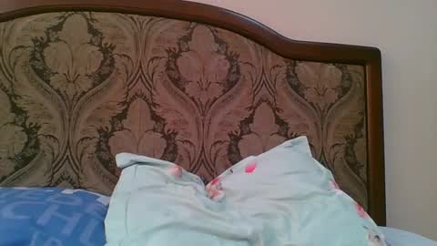 emma_991 online show from February 2, 8:13 am