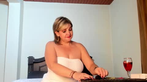 Snapshot of emma_brown777 chatting on February 9, 4:57 am ALBA online show from February 9, 4:57 am
