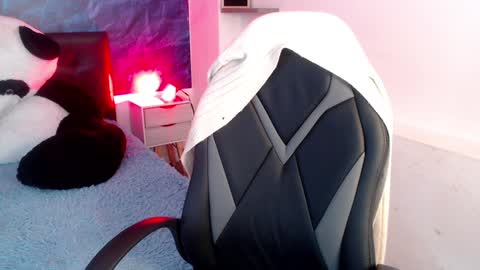 Emma  online show from January 24, 3:00 am