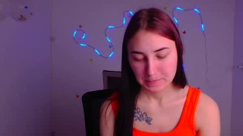 Snapshot of emma_loon chatting on March 11, 7:03 am Emma online show from March 11, 7:03 am