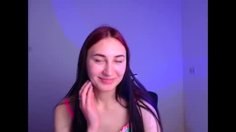 Snapshot of emma_loon chatting on February 10, 12:19 am Emma online show from February 10, 12:19 am