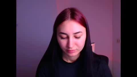 Snapshot of emma_loon chatting on February 9, 6:16 pm Emma online show from February 9, 6:16 pm