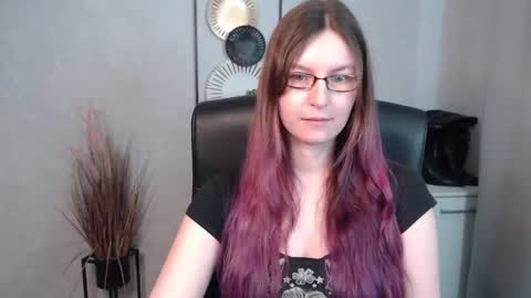 emma online show from March 3, 10:28 am