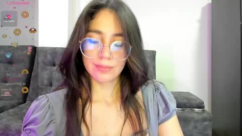 Emma online show from February 25, 8:14 am