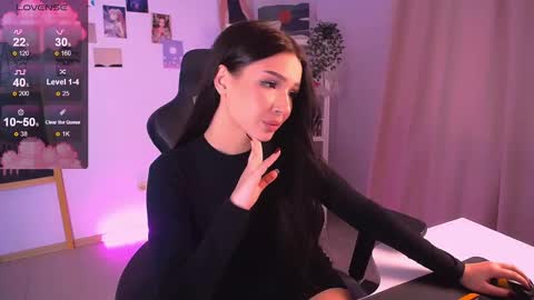 Emma online show from December 4, 6:38 am