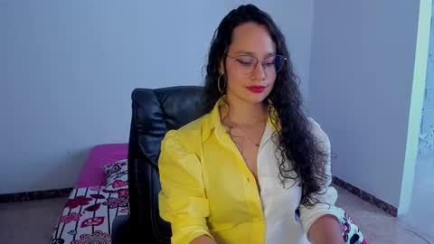 Emma Torres online show from February 28, 8:39 pm