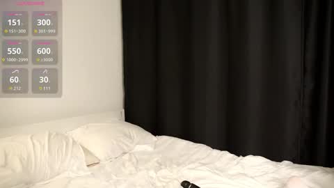 Snapshot of emmie_everly chatting on September 11, 7:15 pm emmie_everly online show from September 11, 7:15 pm