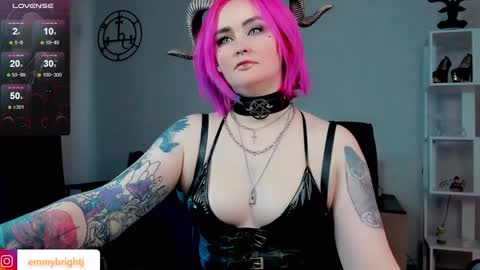 Emmy Bright     50  online show from January 29, 7:57 am