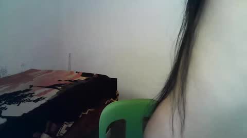 Snapshot of emoterah123smile chatting on March 5, 12:00 pm Emotera online show from March 5, 12:00 pm