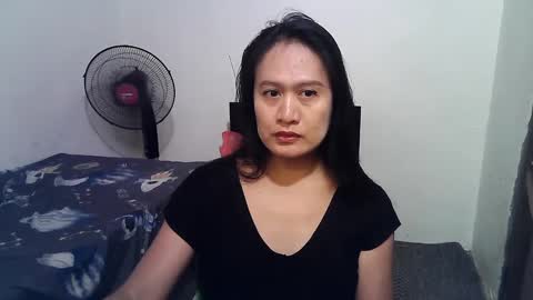 Snapshot of emoterah123smile chatting on February 12, 11:40 am Emotera online show from February 12, 11:40 am