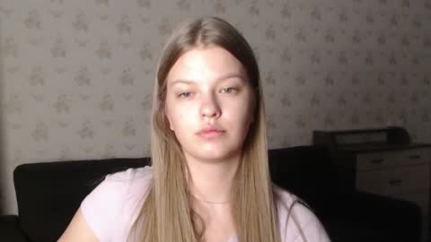 Snapshot of emysway chatting on January 21, 1:39 am EmySway online show from January 21, 1:39 am
