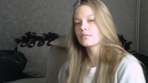 Snapshot of emysway chatting on January 26, 4:30 am EmySway online show from January 26, 4:30 am