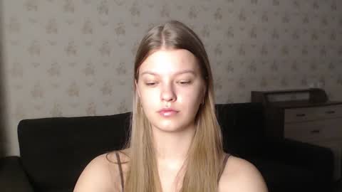 Snapshot of emysway chatting on December 26, 9:47 pm EmySway online show from December 26, 9:47 pm