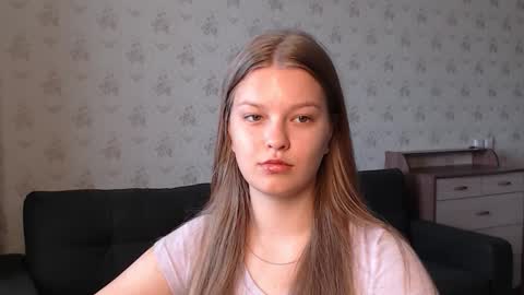 Snapshot of emysway chatting on September 22, 4:38 am EmySway online show from September 22, 4:38 am