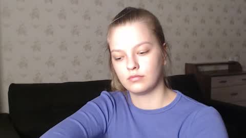 Snapshot of emysway chatting on February 24, 2:15 pm EmySway online show from February 24, 2:15 pm