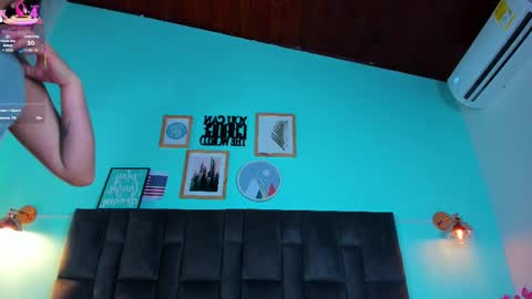 Snapshot of engelstone_ chatting on February 11, 2:03 am E N G E L online show from February 11, 2:03 am