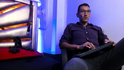 Enzo Pratt online show from February 25, 2:58 am