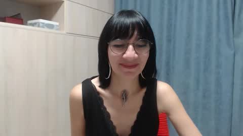 Snapshot of ericablack8 chatting on January 2, 10:11 pm ericablack8 online show from January 2, 10:11 pm