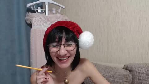 Snapshot of ericablack8 chatting on December 25, 9:11 pm ericablack8 online show from December 25, 9:11 pm