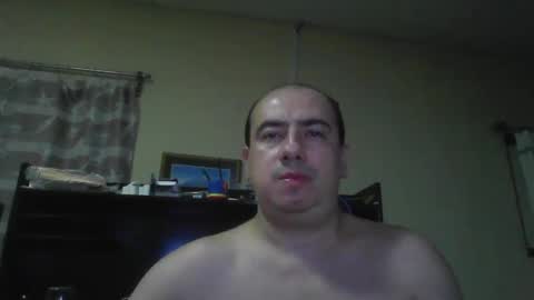 Snapshot of erik1781 chatting on January 7, 2:53 am erik1781 online show from January 7, 2:53 am