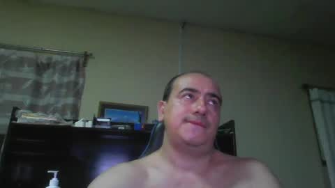 Snapshot of erik1781 chatting on January 25, 9:36 am erik1781 online show from January 25, 9:36 am