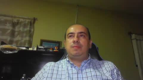 Snapshot of erik1781 chatting on February 11, 5:05 am erik1781 online show from February 11, 5:05 am