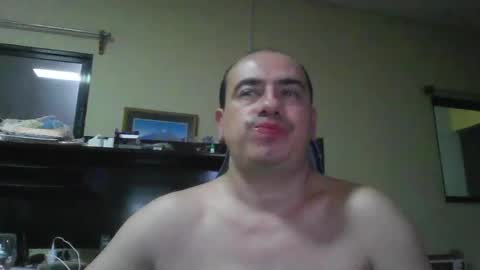 Snapshot of erik1781 chatting on December 11, 6:25 am erik1781 online show from December 11, 6:25 am