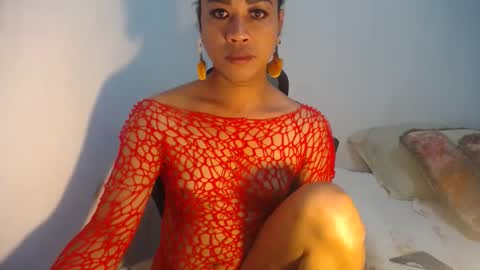 erika_madrigal online show from January 28, 12:57 am