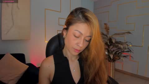 Snapshot of erikabenz chatting on February 1, 12:15 pm Erika Benz online show from February 1, 12:15 pm