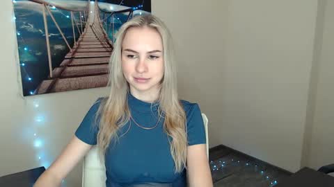 Snapshot of erikagavin chatting on January 9, 12:41 pm Erika online show from January 9, 12:41 pm