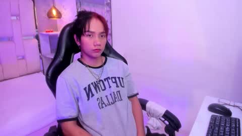 Snapshot of eriol__ chatting on September 16, 12:07 pm Eriol online show from September 16, 12:07 pm