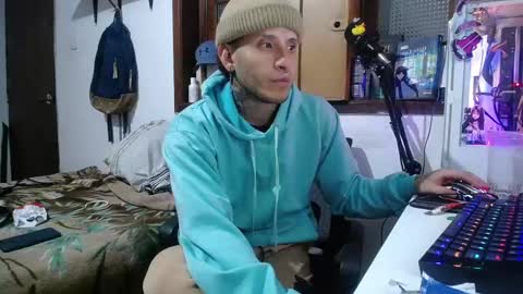 Esteban online show from March 8, 8:22 am