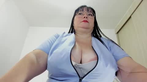 Esmeralda online show from March 4, 12:33 pm
