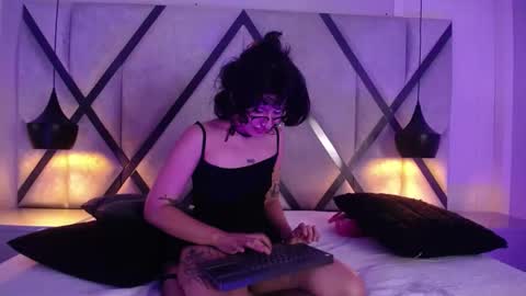 Esquizo Girl online show from September 18, 9:19 pm