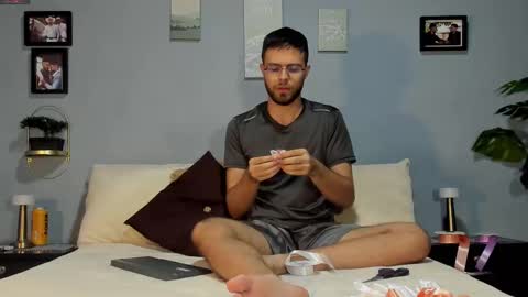 Snapshot of ethan_adam chatting on March 5, 1:42 am ADAM TAYLOR ETHAN CAMBAL INDEPENDENT MODELS online show from March 5, 1:42 am