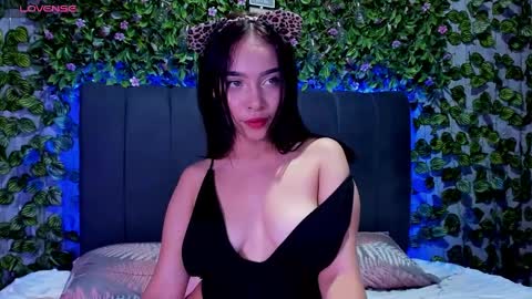 E V E L I N online show from September 15, 11:28 pm