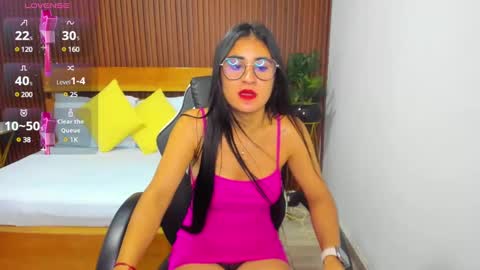 BELLA online show from February 6, 12:04 pm
