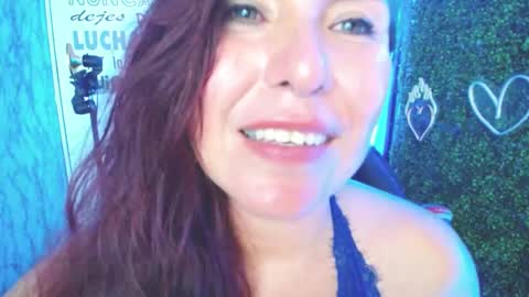 Snapshot of evelyn_mature19 chatting on March 9, 12:53 am Juliana online show from March 9, 12:53 am