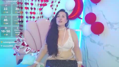 Snapshot of evelyn_mature19 chatting on February 14, 10:58 pm Juliana online show from February 14, 10:58 pm