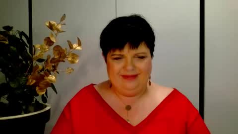 EveMilf online show from September 18, 6:01 pm