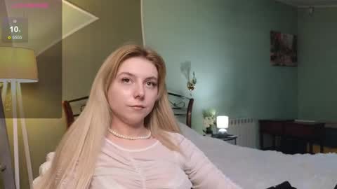 Ever online show from February 25, 1:43 pm