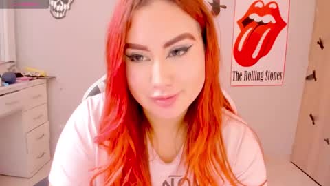 Snapshot of evva_foxxy chatting on January 10, 6:38 pm evva_foxxy online show from January 10, 6:38 pm