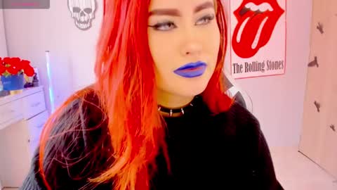 Snapshot of evva_foxxy chatting on February 5, 2:59 pm evva_foxxy online show from February 5, 2:59 pm