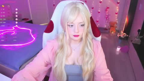 Snapshot of exhoneyangel chatting on March 12, 9:12 am Amy online show from March 12, 9:12 am