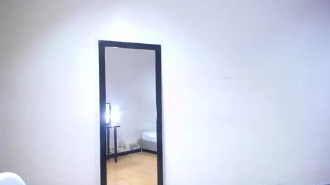 Snapshot of exotic_karmella chatting on January 24, 8:43 pm exotic_karmella online show from January 24, 8:43 pm