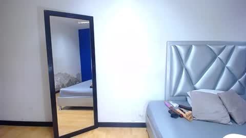 Snapshot of exotic_karmella chatting on February 18, 9:31 pm exotic_karmella online show from February 18, 9:31 pm