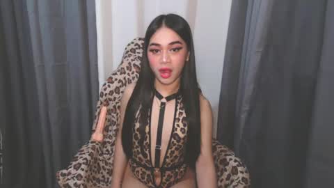 chloee online show from February 14, 9:03 am