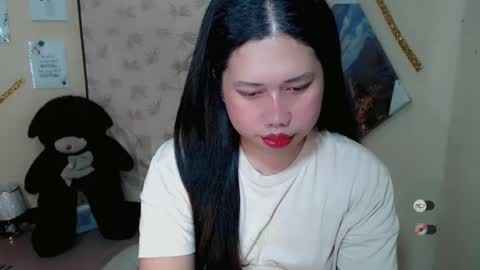 Snapshot of f3ckdollucy chatting on March 7, 7:41 am yanna online show from March 7, 7:41 am