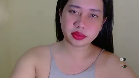 Snapshot of f3ckdollucy chatting on September 18, 9:35 am yanna online show from September 18, 9:35 am